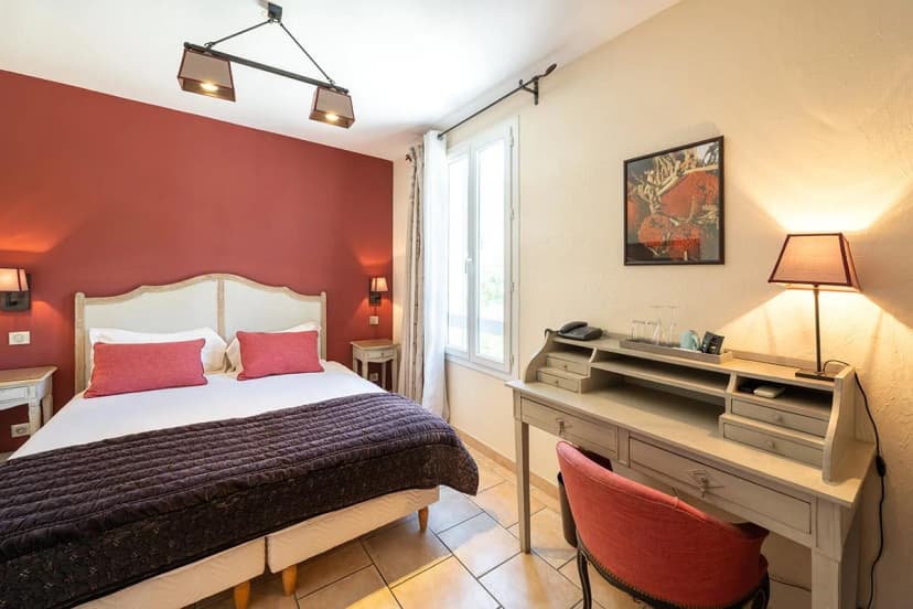 Chambre Vue Colline - Photo 1